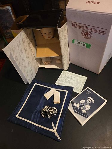 Vintage porcelain collecter doll and accessories  (1 of 5)