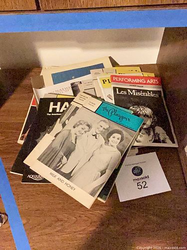 Who loves Broadway? (1 of 6)