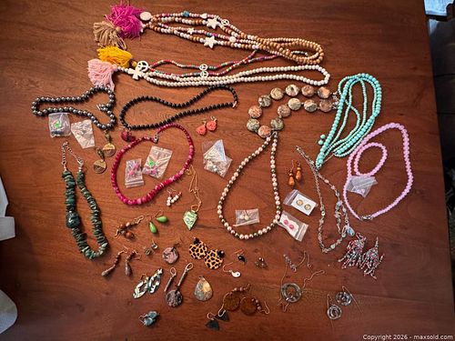 Costume Jewelry  (1 of 16)