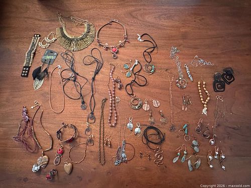 Costume Jewelry  (1 of 17)