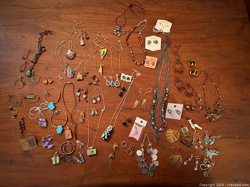 Costume Jewelry  (1 of 18)