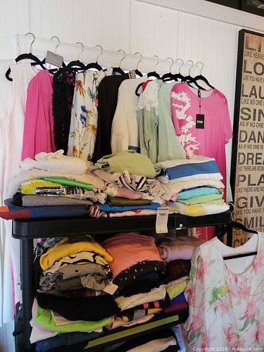 Ladies clothing  (1 of 20)