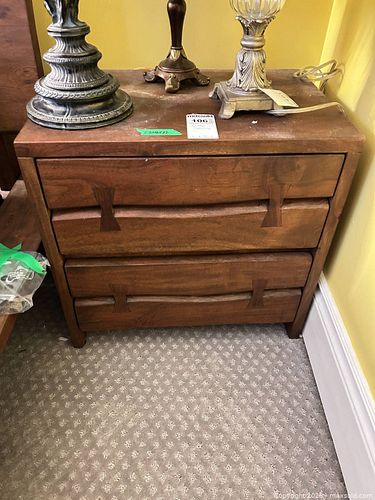 Side Table C  (1 of 7)