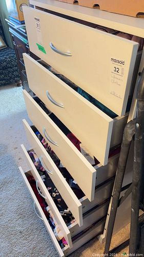 Women’s Clothing  (1 of 16)