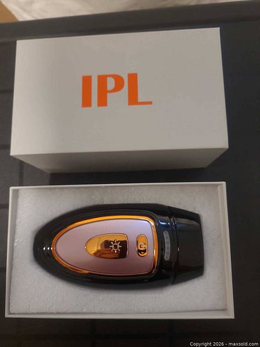 IPL Hair Removal Device - Black/Rose Gold (Rechargeable) (1 of 3)