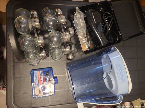 Kitchen lot: Black & Decker mixer, ZeroWater pitcher, spice rack, Finish cleaner (1 of 5)