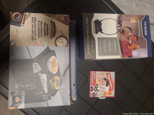 TV Ears 5.0 Headset, Rockabilly Vinyl Coasters & Armrest Organizer Lot (1 of 4)