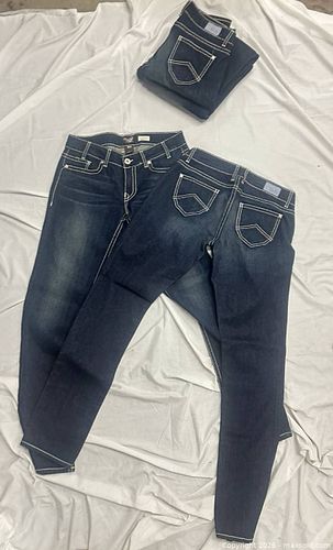 Lot #58 (1 of 10)