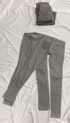 Lot #47 (1 of 8)