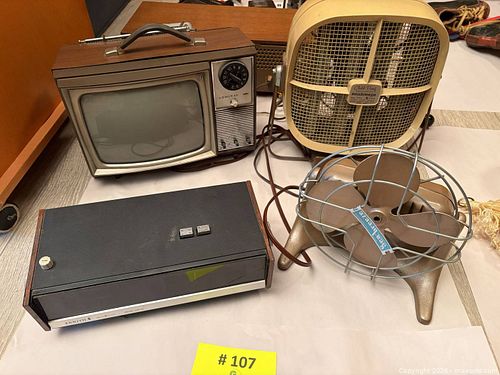 1960s Admiral Portable B&W TV, Vintage Sea-breeze Fans & Zenith Flip Radio Alarm Clock (1 of 20)