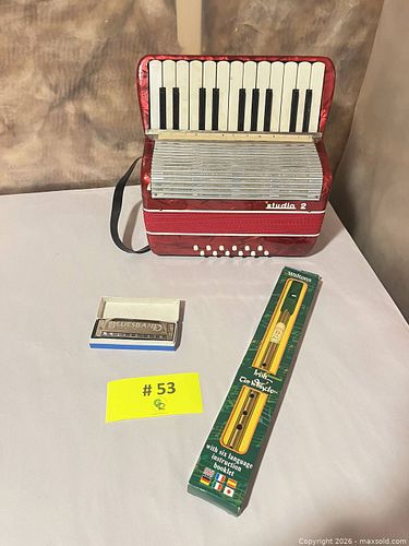 Lot #53 (1 of 17)
