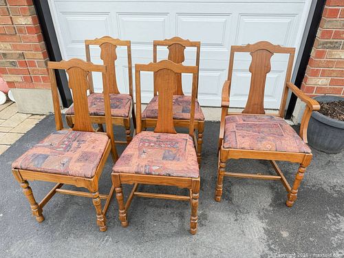 Set of 5 Traditional Solid Wood Dining Chairs with Upholstered Seats (1 of 9)