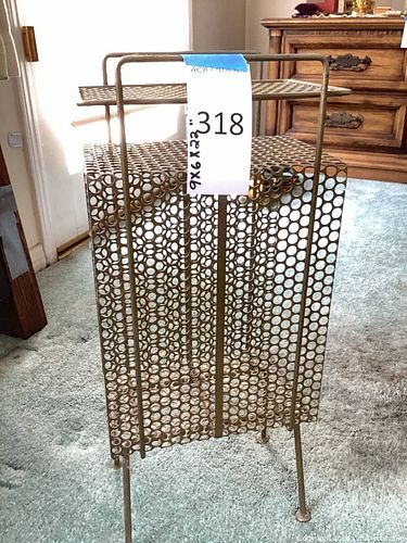Lot #318 (1 of 4)