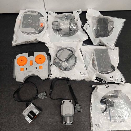 9 pcs Lego Technic  Compatible Building Blocks Motors and accessories Kit (1 of 4)