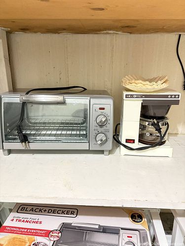 Black+Decker & Mr. Coffee Toaster Oven and Drip Coffee Maker Lot (1 of 6)