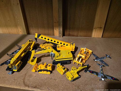 Lot #212 (1 of 9)