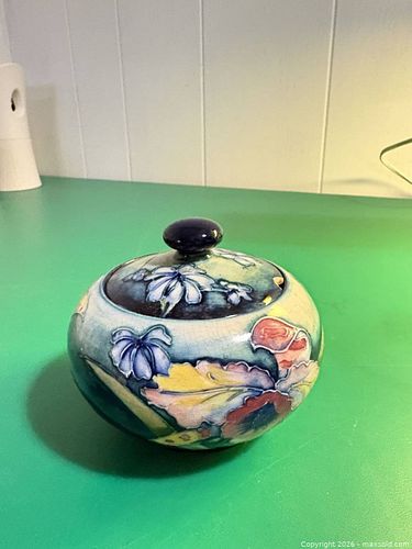 Lot #268 (1 of 6)