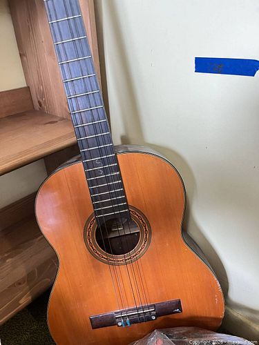 Kent Classical Nylon-String Acoustic Guitar, Natural (1 of 5)