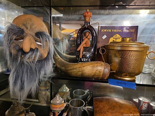 Mixed Vintage Decorative Collectibles Assortment (1 of 5)