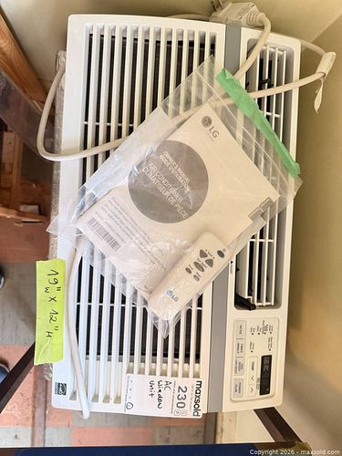 LG LW8016ER Window Air Conditioner 19" W x 12" H White (1 of 9)