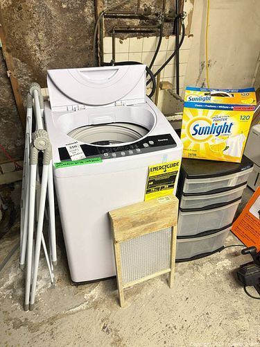 Lot: Danby Top-Load Portable Washer + Dehumidifier & Laundry Items (1 of 7)