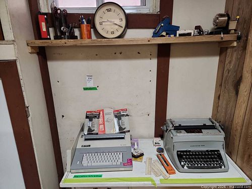 Smith Corona XL 1900 & Underwood Five Typewriters plus office supplies/accessories (1 of 14)