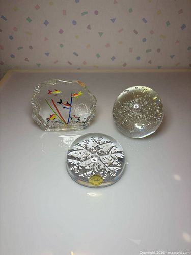 Lot #30 (1 of 4)