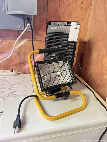 Portable Halogen Work Light, Space Heater B (1 of 6)