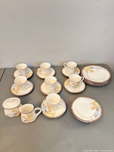 Lot #76 (1 of 7)