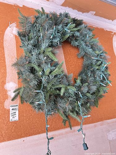 Artificial Outdoor Wreath, Pre-Lit A (1 of 8)