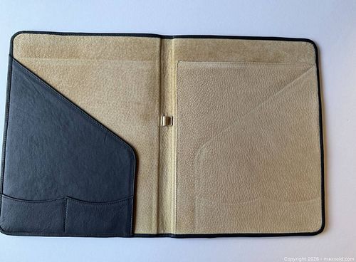 Lot #237 (1 of 4)