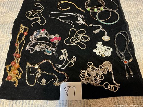 Lot #87 (1 of 14)