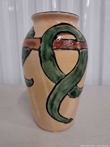 Lot #28 (1 of 6)