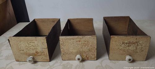 Lot #162 (1 of 4)