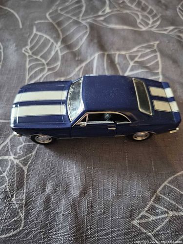 Lot #111 (1 of 4)