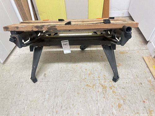 Worktable B (1 of 7)