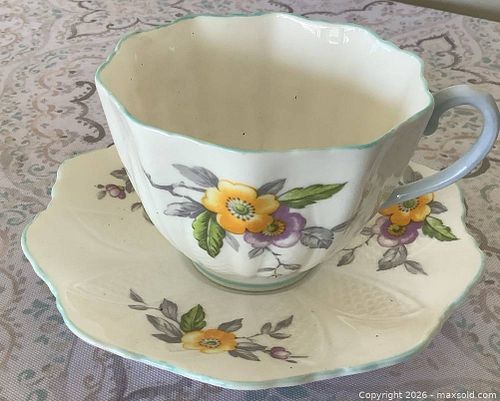 Paragon Teacup And Saucer Set (1 of 9)