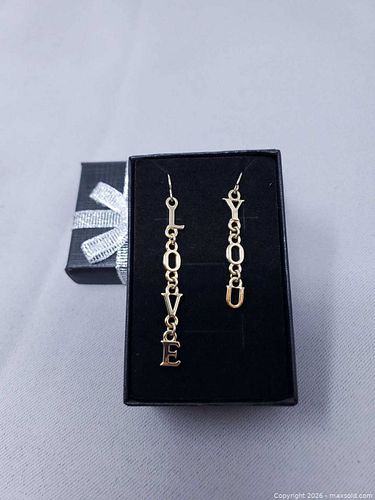 Vintage Dangling Novelty Earrings (1 of 4)