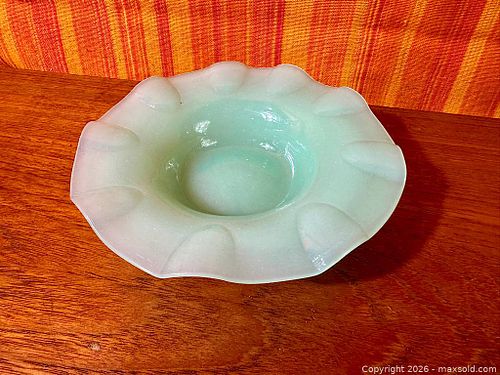 Lot #556 (1 of 10)