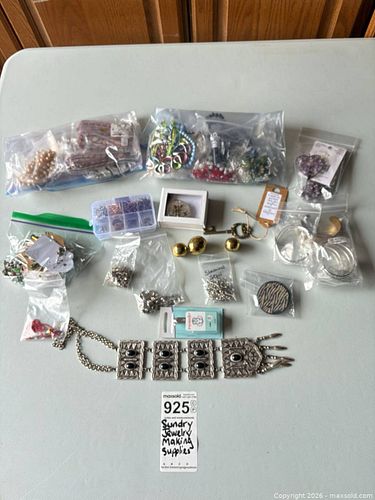 Lot #925 (1 of 12)