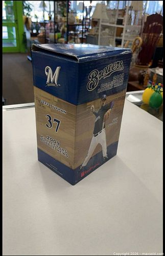 Lot #4 (1 of 3)