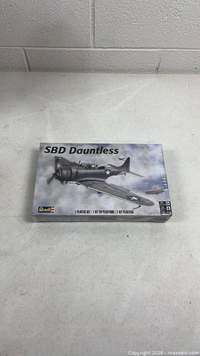 Lot #67 (1 of 4)