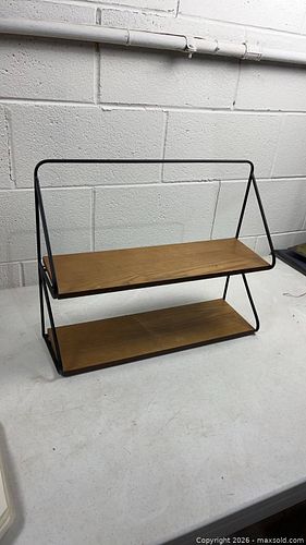 Lot #79 (1 of 7)
