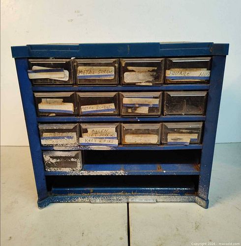Lot #41 (1 of 7)