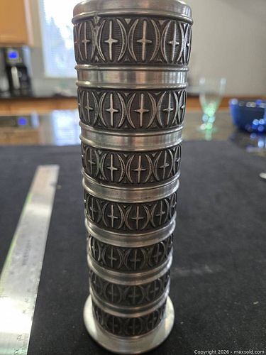 Lot #4 (1 of 4)