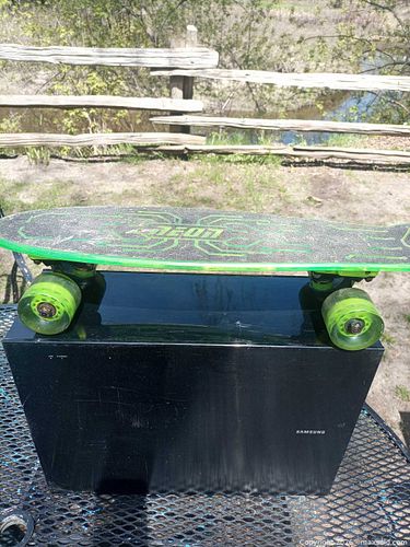 Jeon Logo Mini Cruiser Skateboard Deck Green/Clear (1 of 5)