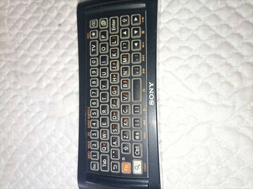 Sony NSG-MR5U Remote Control / Keyboard (Black) (1 of 5)
