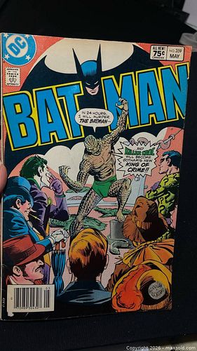 Vintage DC Comic Book Batman  (1 of 2)