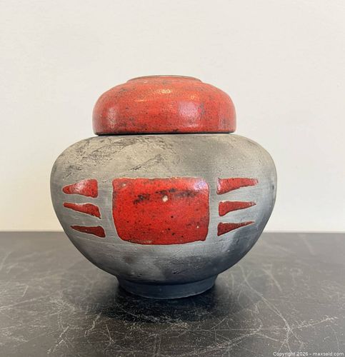 Lot #16 (1 of 7)