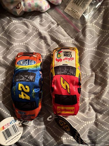 Lot #13 (1 of 9)